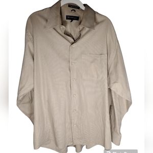 Kenneth Cole long sleeves dress shirt cream size 16 1/2 32-33